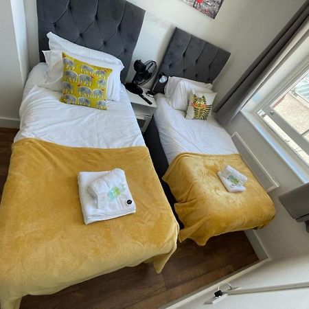 Sublime Stays Webberley Stylish Studio Stoke City Centre Stoke-on-Trent Exterior photo