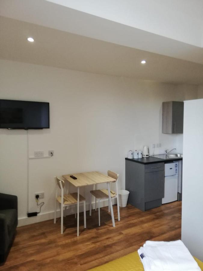 Sublime Stays Webberley Stylish Studio Stoke City Centre Stoke-on-Trent Exterior photo