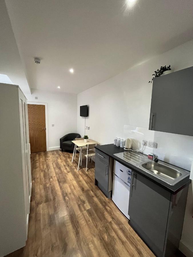 Sublime Stays Webberley Stylish Studio Stoke City Centre Stoke-on-Trent Exterior photo